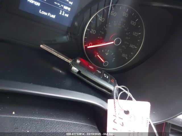 5XXGT4L37HG124781 KIA Optima Lx