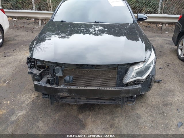 5XXGT4L37HG124781 KIA Optima Lx
