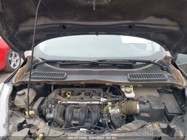 1FMCU0F74KUB26214 Ford ESCAPE S