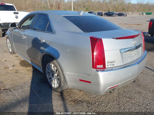 2011 CADILLAC CTS 1G6DF5EY2B0143081 Photo 2