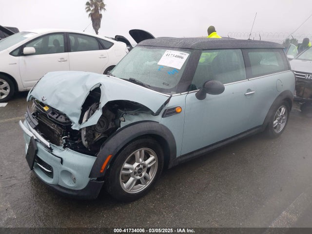 2013 MINI CLUBMAN WMWZF3C56DT491108 Photo 1