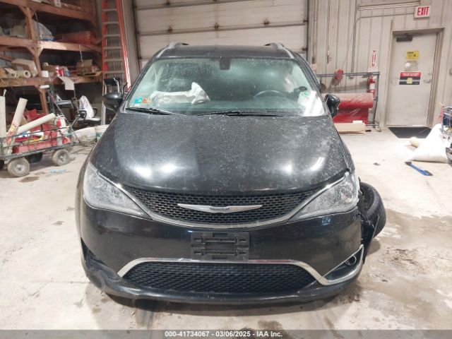 2C4RC1BG3HR816006 Chrysler Pacifica Touring-l