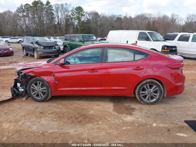 5NPD84LFXHH116435 Hyundai ELANTRA SE