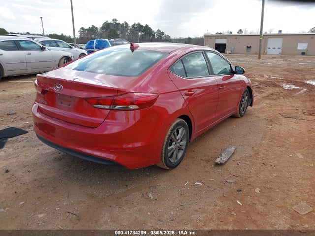 5NPD84LFXHH116435 Hyundai ELANTRA SE