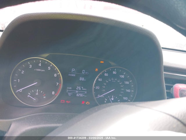 5NPD84LFXHH116435 Hyundai ELANTRA SE