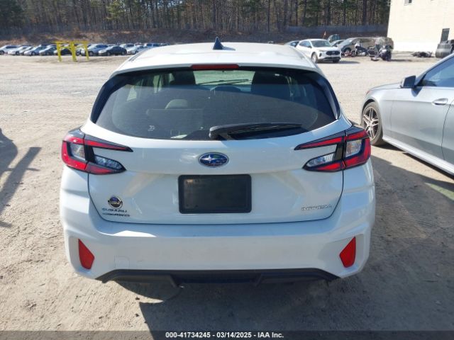 JF1GUABC3R8344104 Subaru Impreza Base 5-door