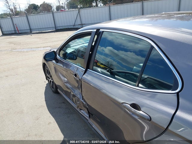 4T1G11AK1NU499064 Toyota CAMRY SE
