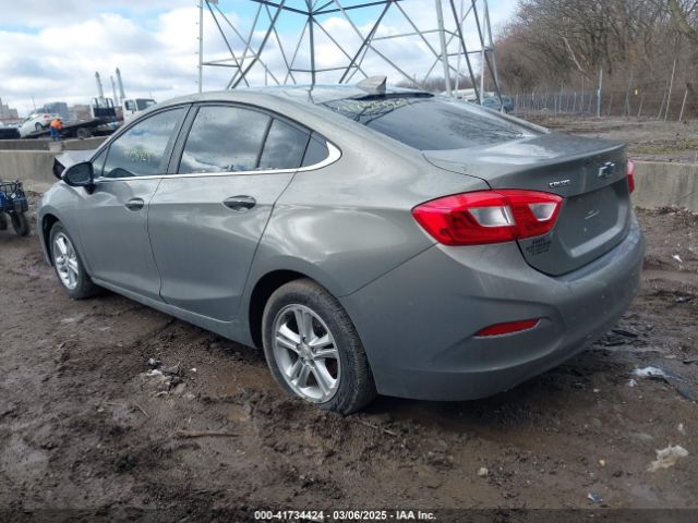 2017 CHEVROLET CRUZE 1G1BE5SM2H7252531 Photo 2