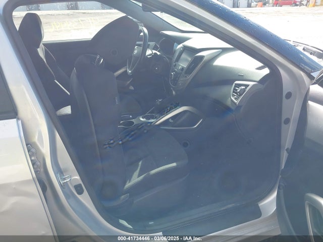 KMHTC6AD6HU310694 Hyundai Veloster