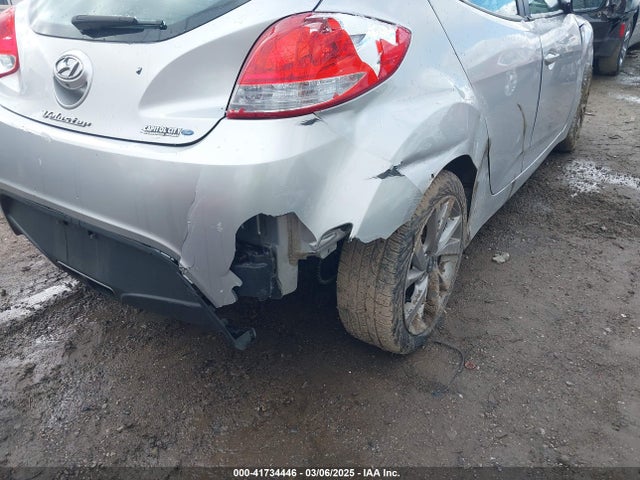 KMHTC6AD6HU310694 Hyundai Veloster