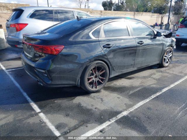 3KPF54AD2LE165709 KIA FORTE EX
