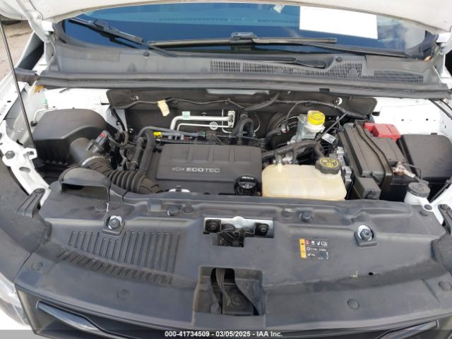 3GNCJLSB3JL415495 Chevrolet Trax Lt