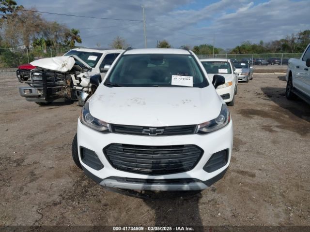 3GNCJLSB3JL415495 Chevrolet Trax Lt