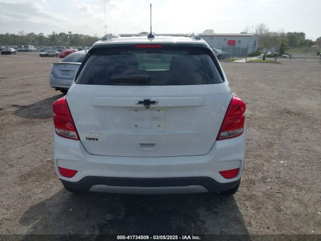 3GNCJLSB3JL415495 Chevrolet Trax Lt