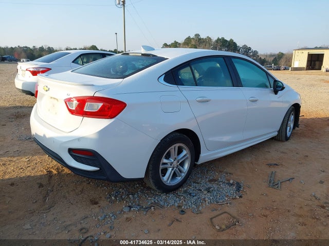 1G1BE5SM0H7235078 Chevrolet Cruze Lt Auto