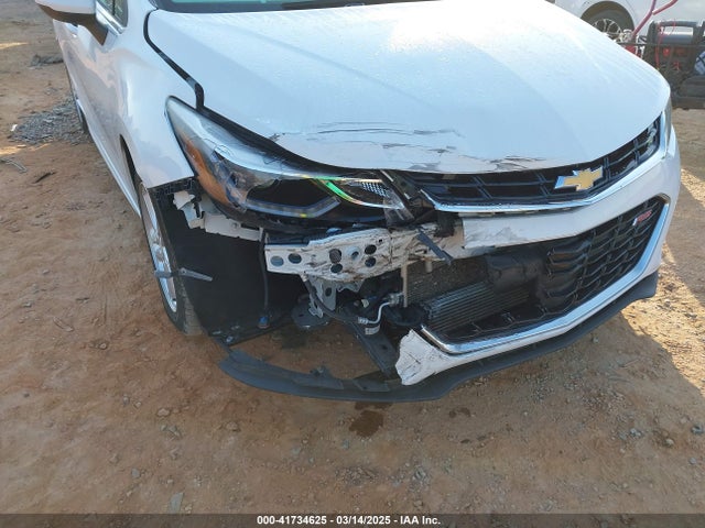 1G1BE5SM0H7235078 Chevrolet Cruze Lt Auto