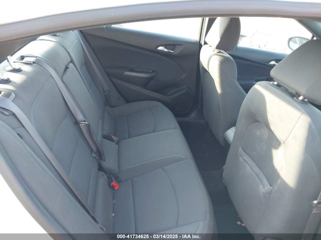 1G1BE5SM0H7235078 Chevrolet Cruze Lt Auto