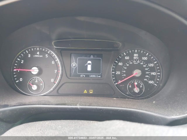 5XYPG4A36HG218489 KIA Sorento 2.4l Lx