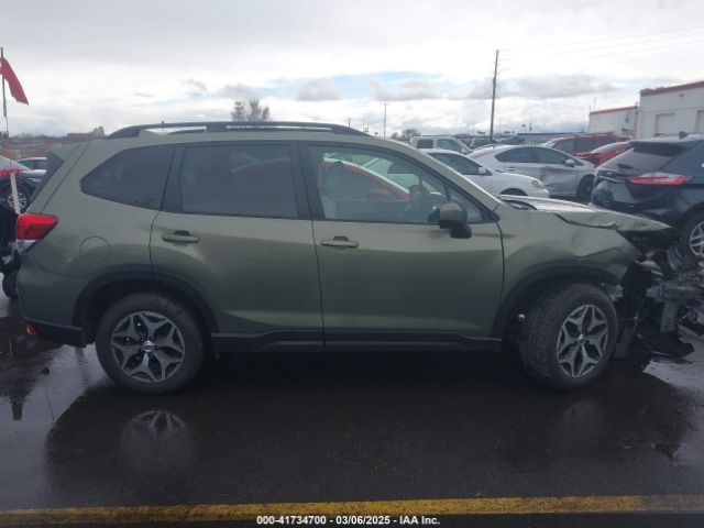 JF2SKAFC9MH414087 Subaru Forester Premium