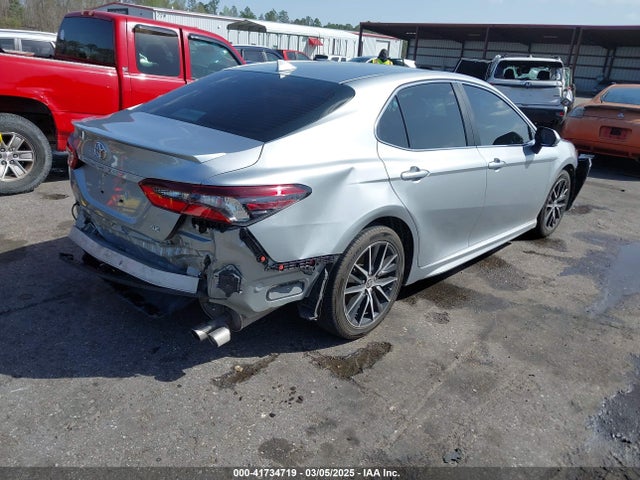4T1G11AK6MU409891 Toyota CAMRY SE