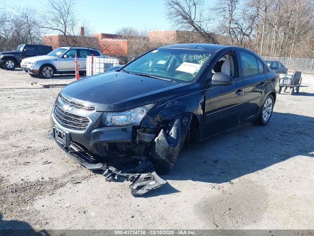 1G1PA5SH6F7101886 Chevrolet Cruze Ls Auto