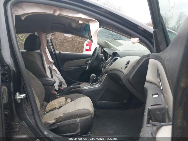 1G1PA5SH6F7101886 Chevrolet Cruze Ls Auto