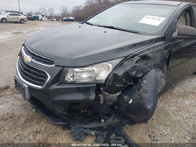 1G1PA5SH6F7101886 Chevrolet Cruze Ls Auto