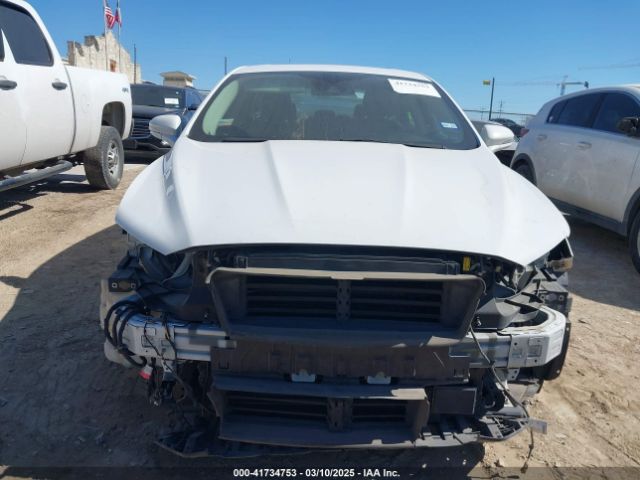 3FA6P0D98KR124086 Ford Fusion Titanium