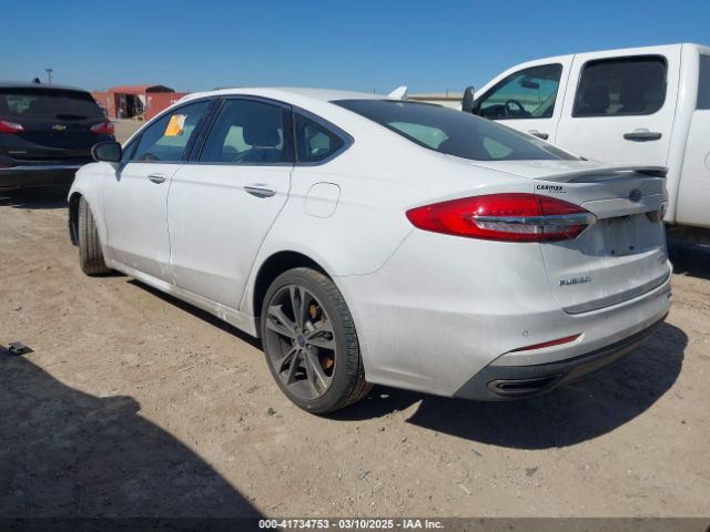 3FA6P0D98KR124086 Ford Fusion Titanium