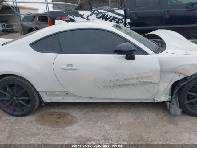 JF1ZNBF12P8765779 Toyota Gr86 Premium