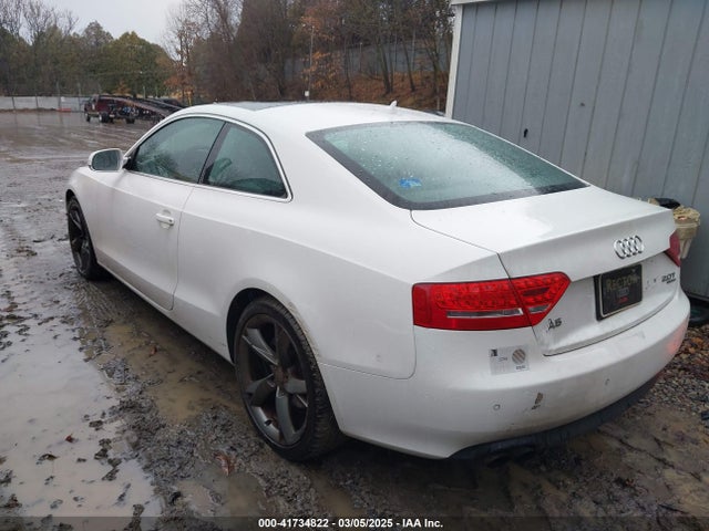 2011 AUDI A5 WAULFAFR7BA005987 Photo 2