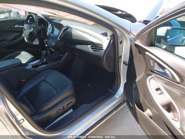 1G1ZE5ST4HF101525 Chevrolet MALIBU 1LT