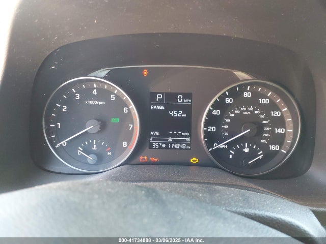 5NPD84LF4HH001796 Hyundai ELANTRA SE
