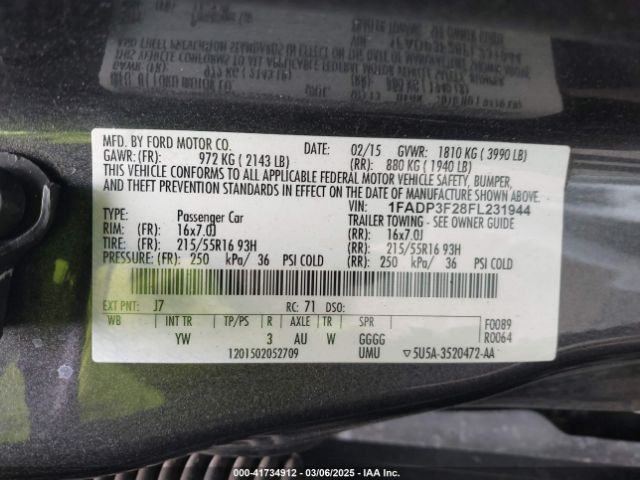 1FADP3F28FL231944 Ford FOCUS SE