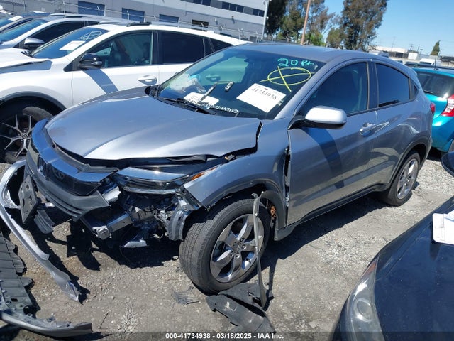 Honda HR-V LX 2019 3CZRU5H37KG715857 Image 2
