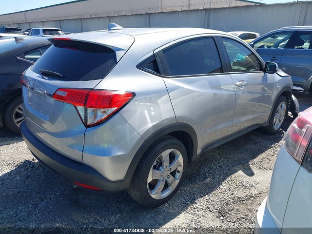 Honda HR-V LX 2019 3CZRU5H37KG715857 Image 4