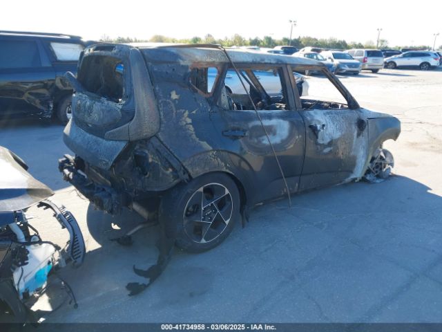 KNDJ33AU5P7893234 KIA SOUL EX