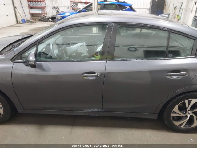 4S3BWAF65P3005065 Subaru Legacy Premium