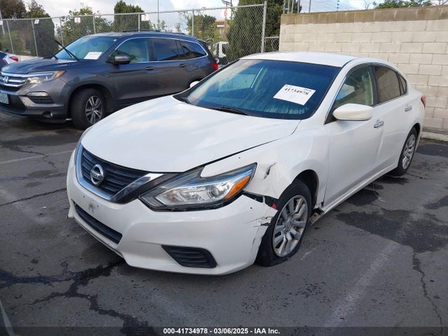 1N4AL3AP9HN352099 Nissan 2017