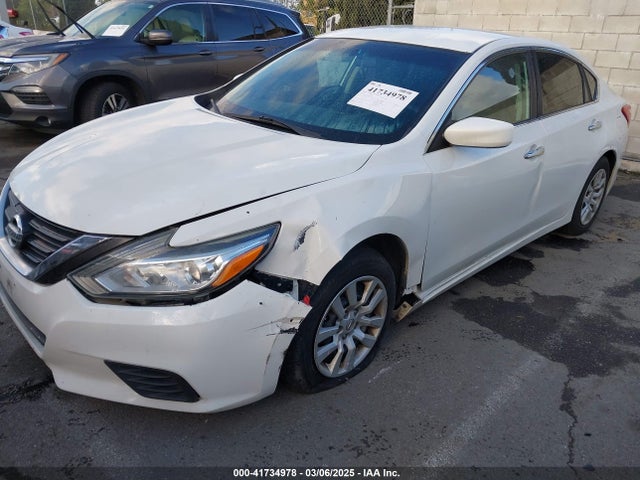 1N4AL3AP9HN352099 Nissan 2017