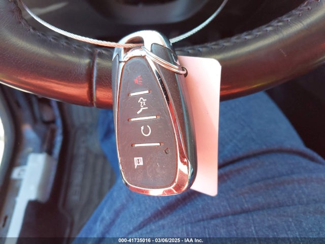 3GNAXSEV0JL379464 Chevrolet EQUINOX LT