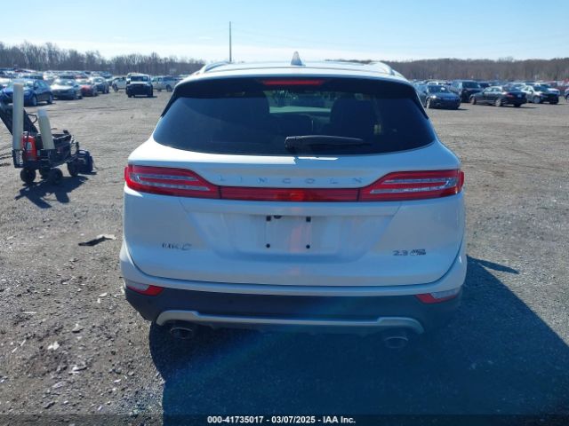 5LMTJ2AH8FUJ31911 Lincoln MKC