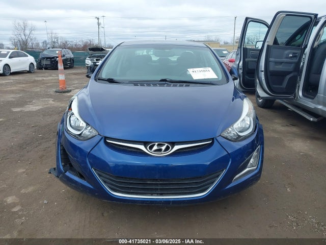 5NPDH4AE8FH588723 Hyundai ELANTRA SE