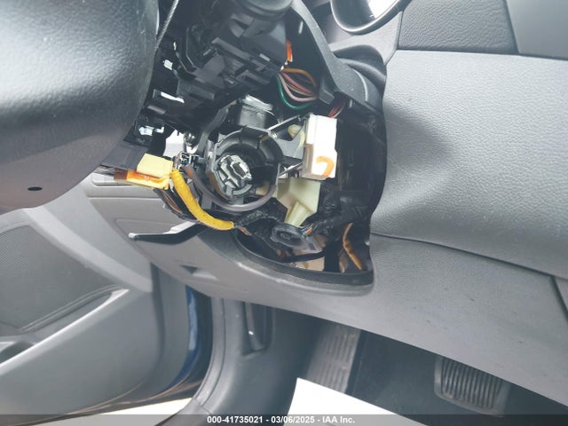 5NPDH4AE8FH588723 Hyundai ELANTRA SE