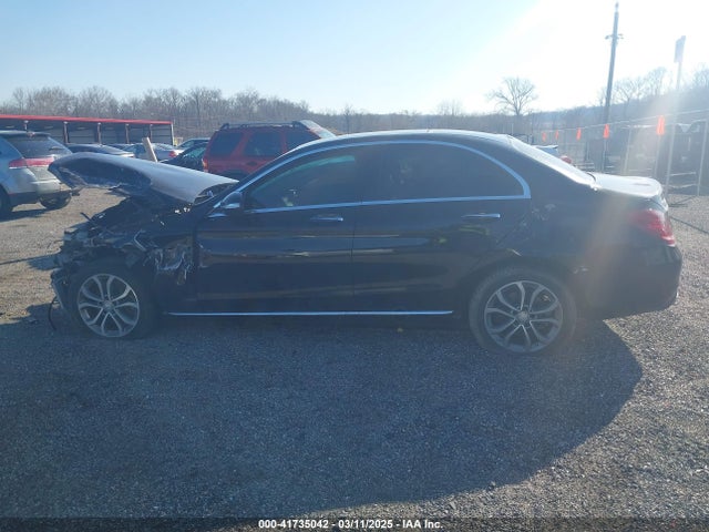 55SWF4KBXFU028721 Mercedes-Benz C 300 4matic/luxury 4matic/sport 4matic