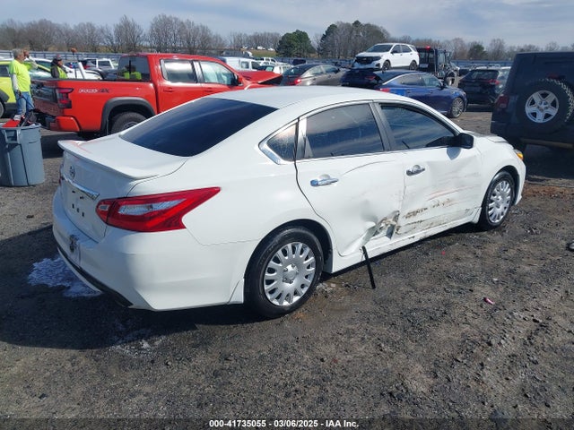 1N4AL3AP3HC165713 Nissan Altima 2.5 S