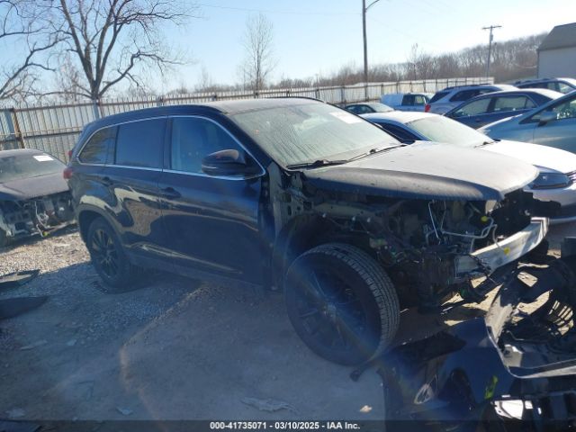 5TDJZRFH9KS617165 Toyota Highlander Se