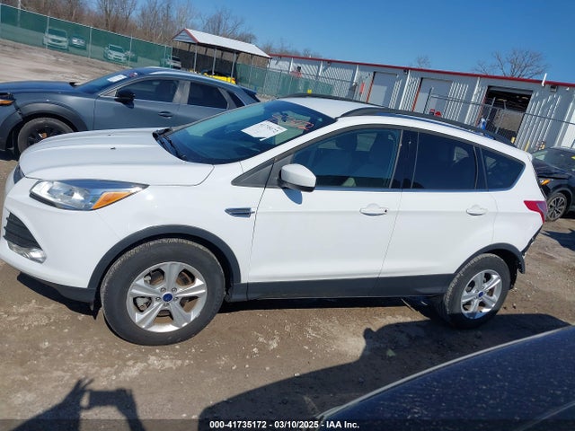1FMCU9GX7GUC23546 Ford ESCAPE SE