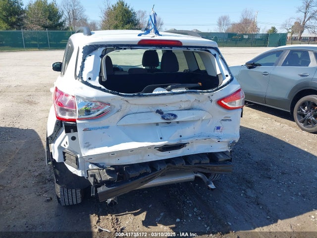 1FMCU9GX7GUC23546 Ford ESCAPE SE
