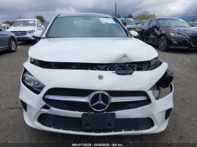 W1K3G4EBXMJ268649 Mercedes-Benz A 220